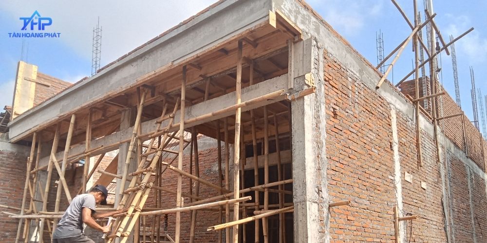 Xây nhà phần thô